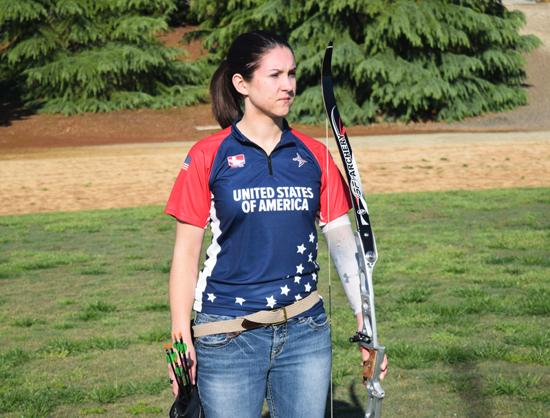 Abby+Weir%2C+a+junior%2C++came+in+fourth+individually+and+third+for+teams+at+the+Dublin+2016+World+Archery+Field+Games.+Photo+by+Brandon+McGinnis