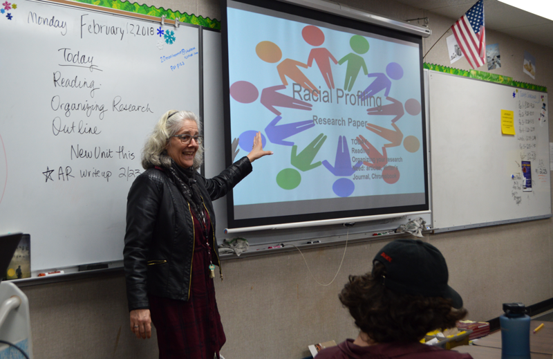 English teacher Sara Noah teaches her class after returning from a burst appendix. Photo by Kai Keller