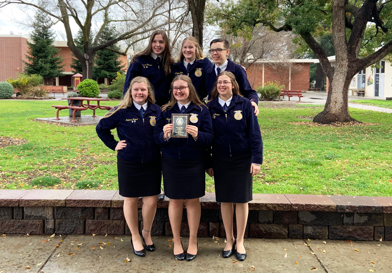 Sophomore Alyssa Downes, Junior Morgan Ham, Sophomore Connor McGehee, Junior Becca Reese, Sophmore Helen Sands, and Sophomore Macey Fowler, pose for a picture after taking 2nd at region.  Courtesy Photo.  