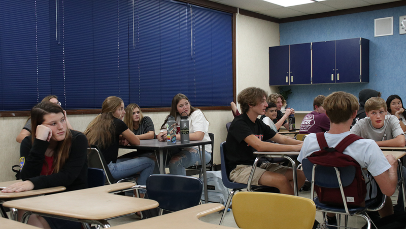 Freshmen in Mr. Pisentis English 1 class are hard at work.  Photo by Taylor Wohlgemuth. 
