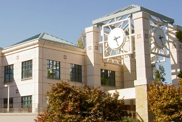 Despite being named one of the prettiest college campuses in the country, Sonoma University is one of the CSUs that has been struggling financially.
